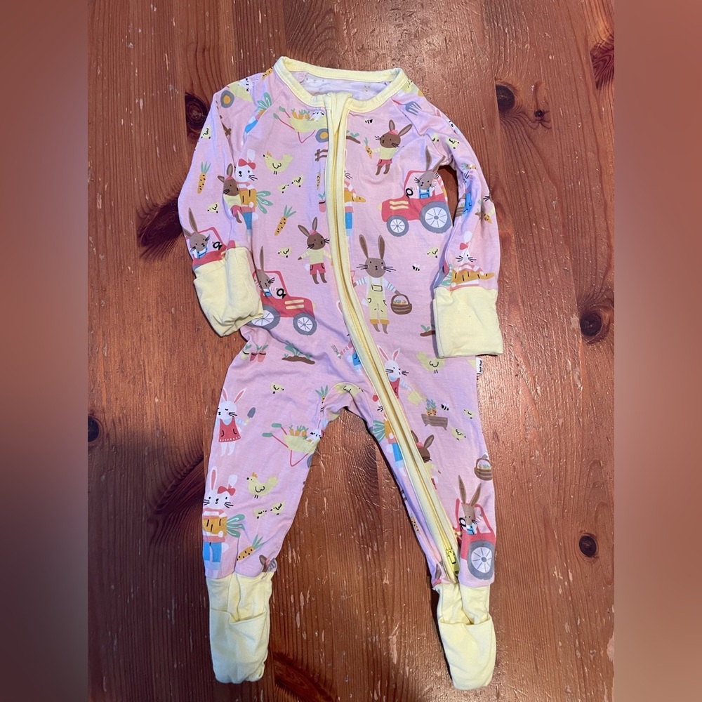 Little sleepies bunny bamboo pajamas size 0-3 months